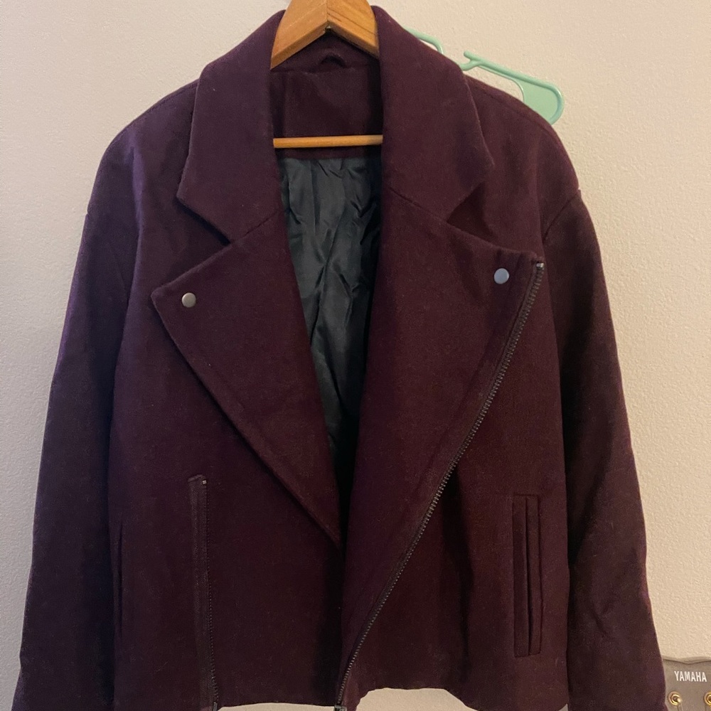 Nordstrom coat, NWOT. too big for me, I’m 5’2, 120 lbs.